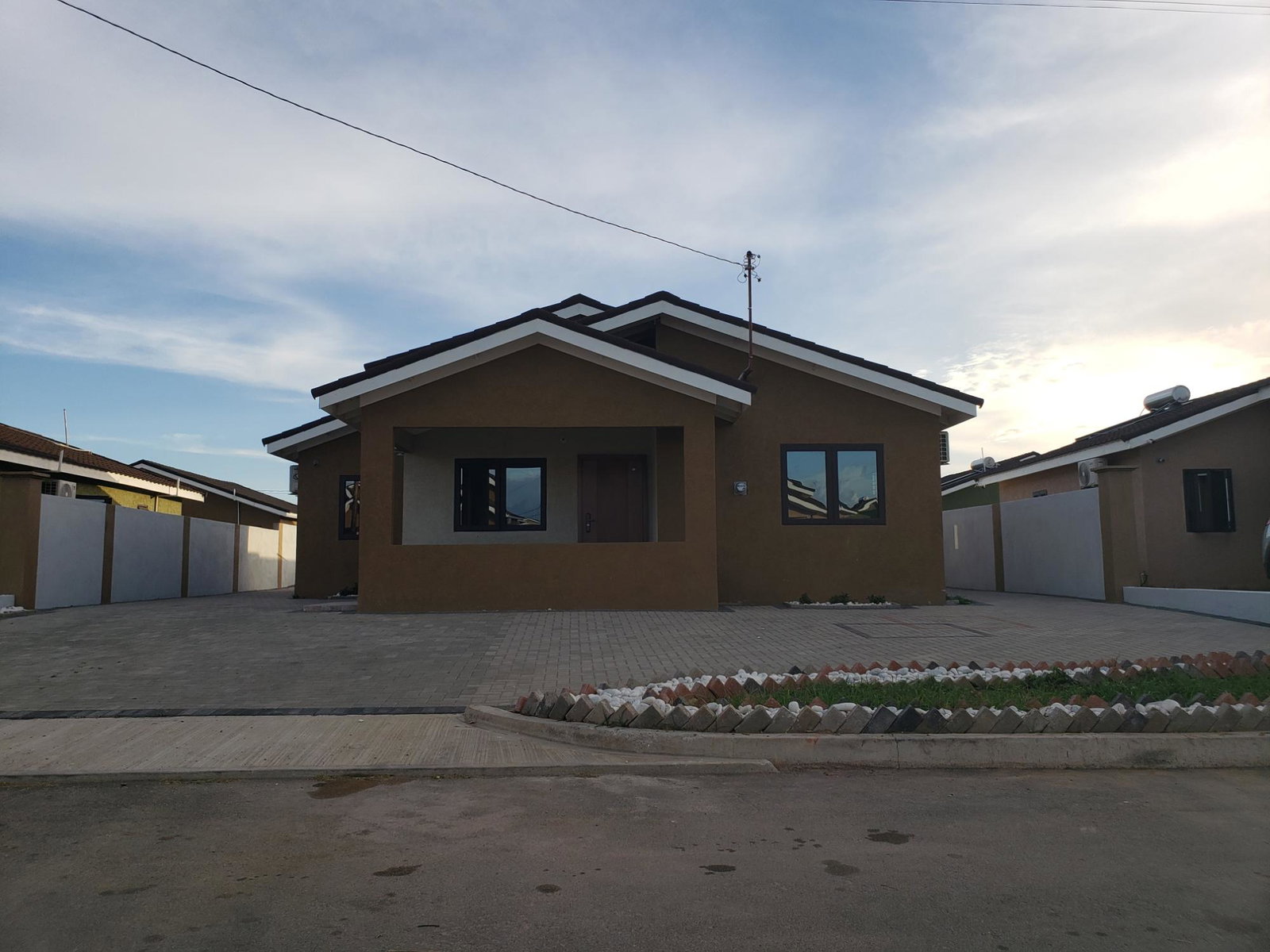 Sixteenth image of 198 Oak Estate Phase 2 Bernar in Bernard Lodge, St. Catherine, Jamaica - property is For Rent