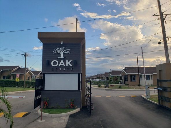 Third image of 198 Oak Estate Phase 2 Bernar in Bernard Lodge, St. Catherine, Jamaica - property is For Rent