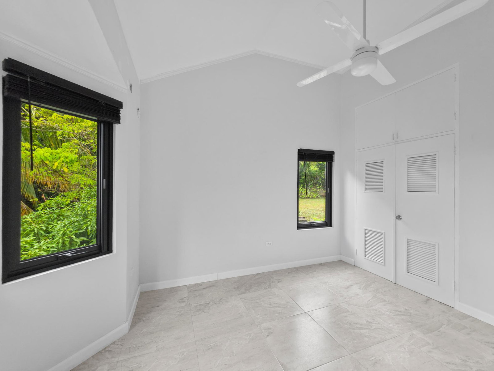 Sixteenth image of 3-1 Rovan Mews in Kingston 6, St. Andrew, Jamaica - property is For Rent