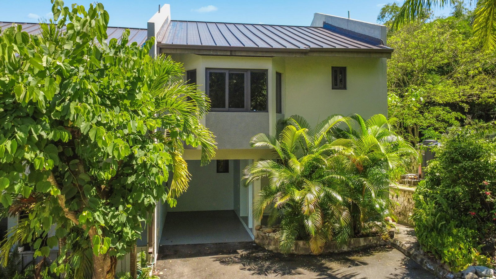 Twenty-Second image of 3-1 Rovan Mews in Kingston 6, St. Andrew, Jamaica - property is For Rent