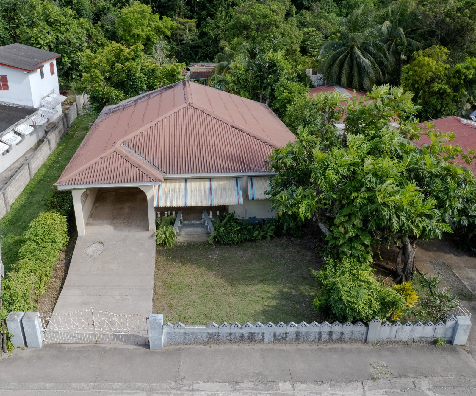 Second image of Liberty Castle in Oracabessa, St. Mary, Jamaica - property is For Sale