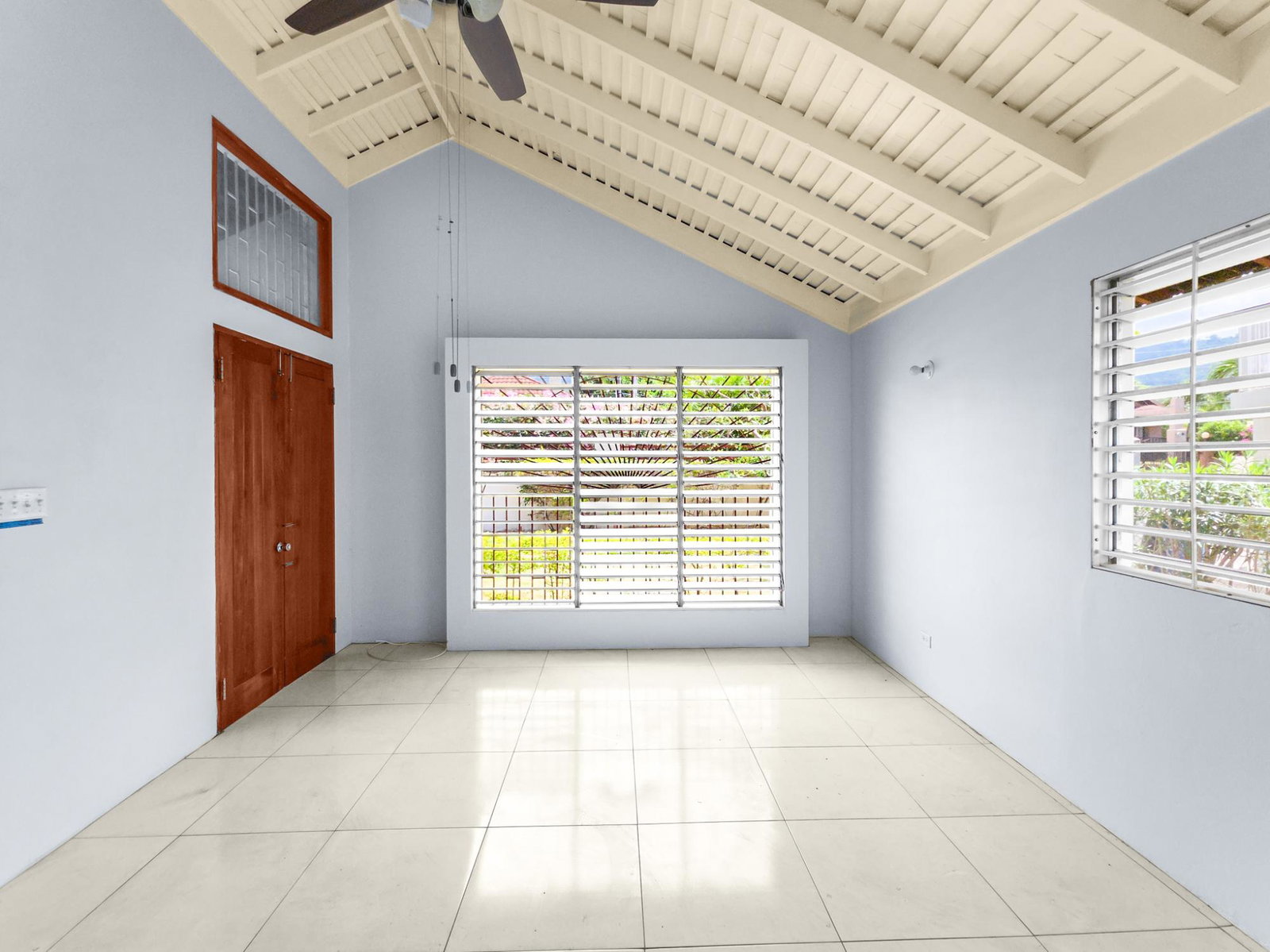 Seventh image of 3 Whiteford Close in Kingston 6, St. Andrew, Jamaica - property is For Sale