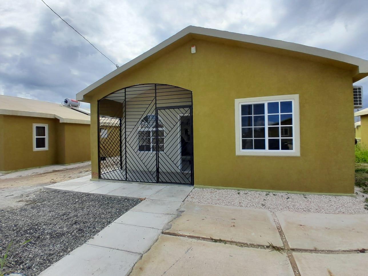 First image of 1583-phase 4 Phoenix Park Village 2 in Greater Portmore, St. Catherine, Jamaica - property is For Rent
