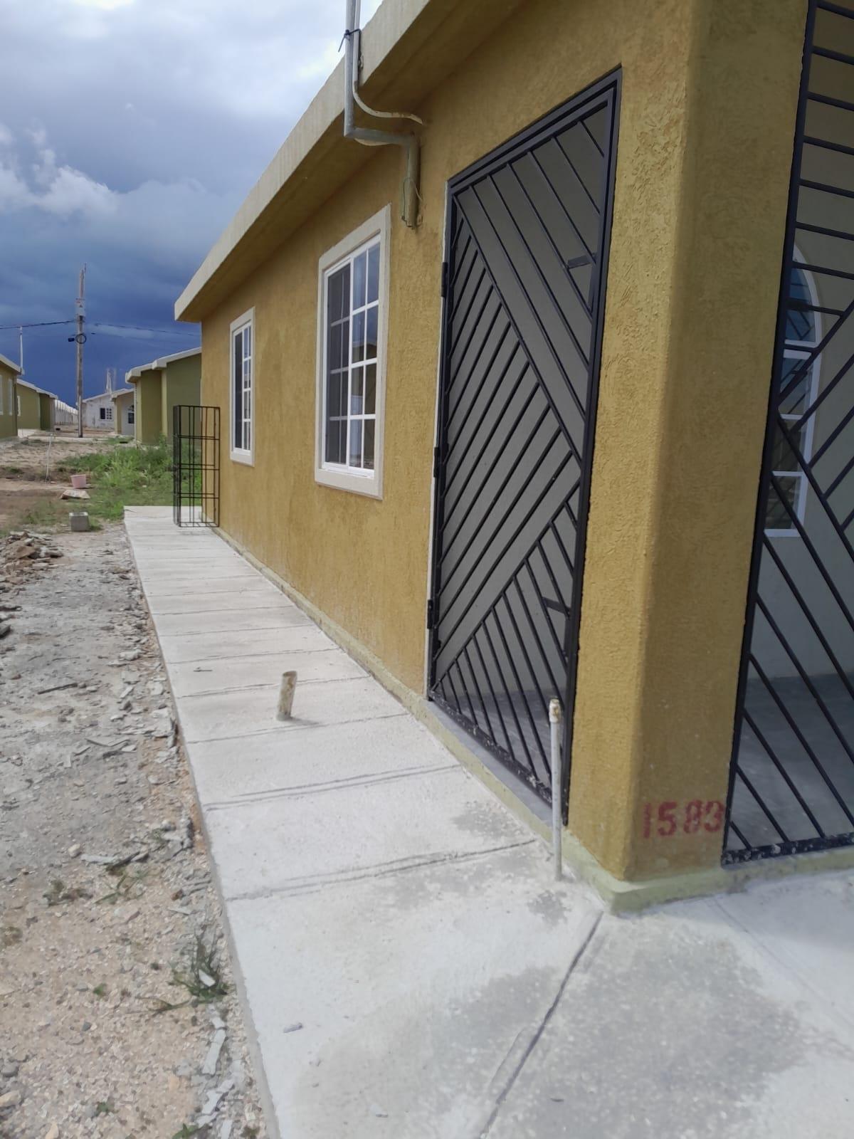 Second image of 1583-phase 4 Phoenix Park Village 2 in Greater Portmore, St. Catherine, Jamaica - property is For Rent
