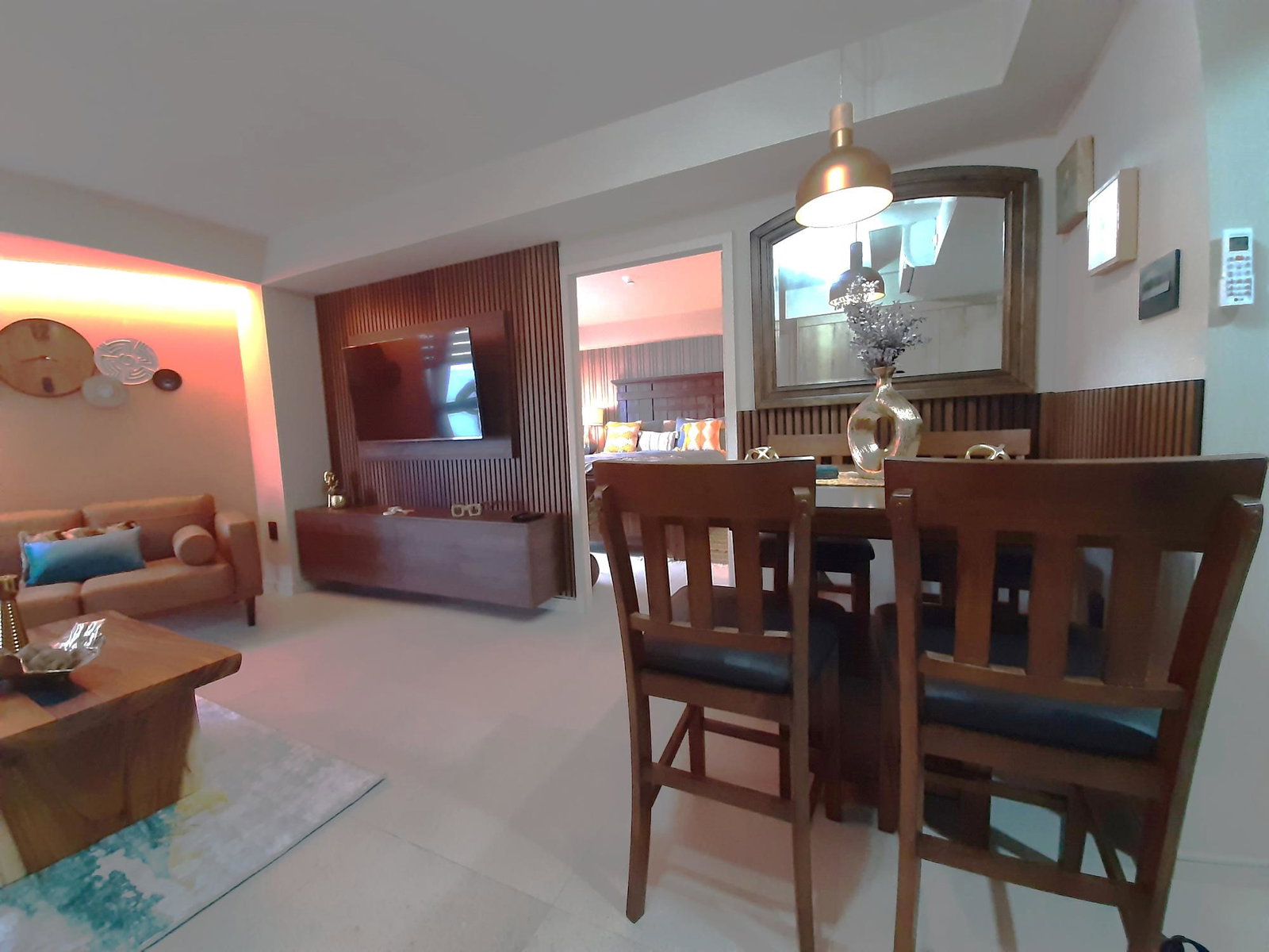 Eleventh image of 1006-2-4 King Street in KINGSTON, Kingston, Jamaica - property is For Rent