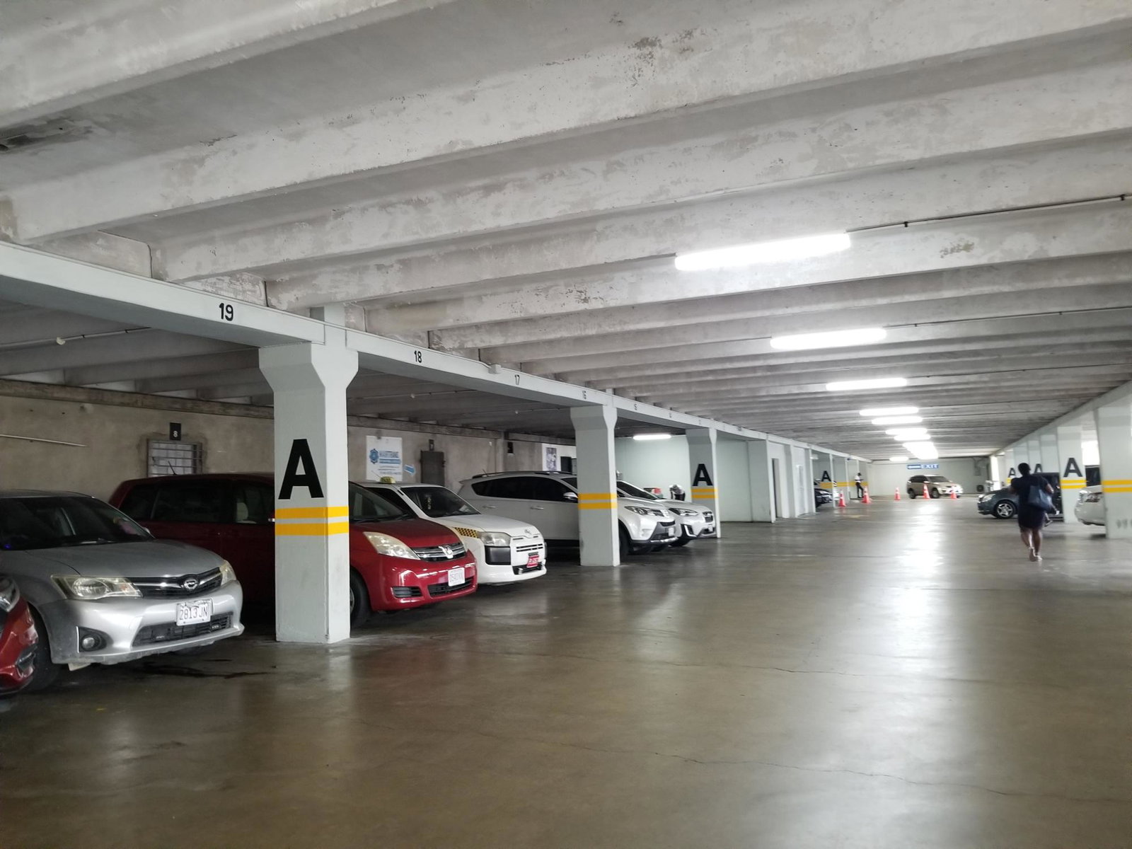 Twenty-Eighth image of 1006-2-4 King Street in KINGSTON, Kingston, Jamaica - property is For Rent