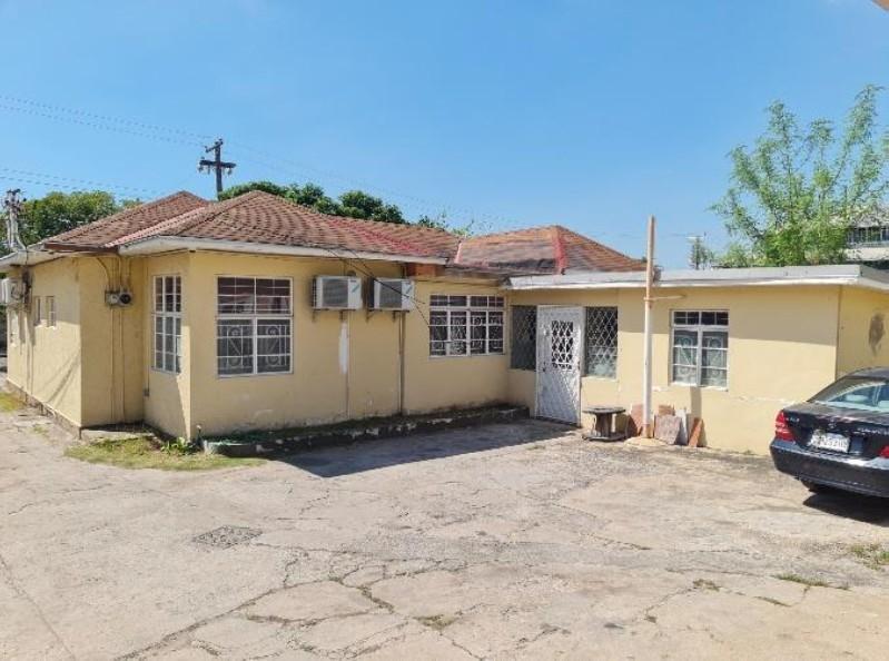 Third image of 8 1/2 Worthington Terrace in Kingston 5, St. Andrew, Jamaica - property is For Sale