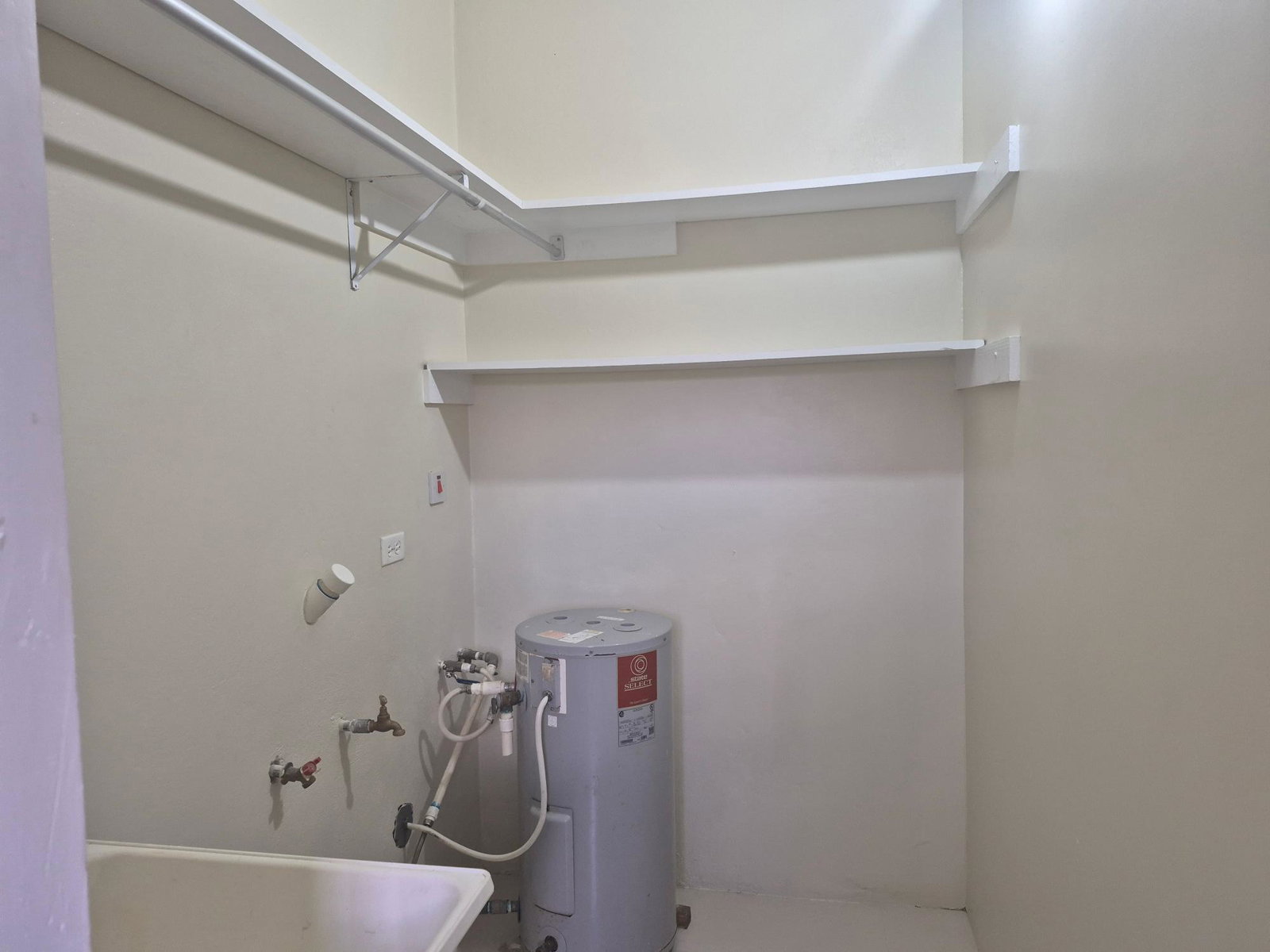 Tenth image of Apt 7-1 Brentwood Terrace in Kingston 19, St. Andrew, Jamaica - property is For Sale