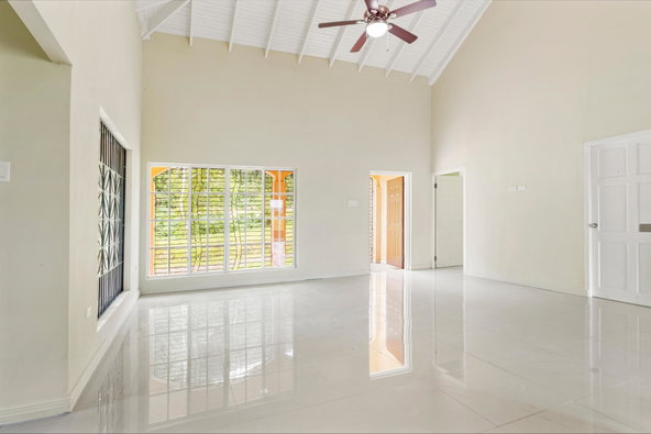 Eighteenth image of Richards Pen in Retreat, St. Mary, Jamaica - property is For Rent