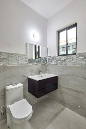 Twenty-Seventh image of 7-5 Farringdon Terrace in Kingston 6, St. Andrew, Jamaica - property is For Rent