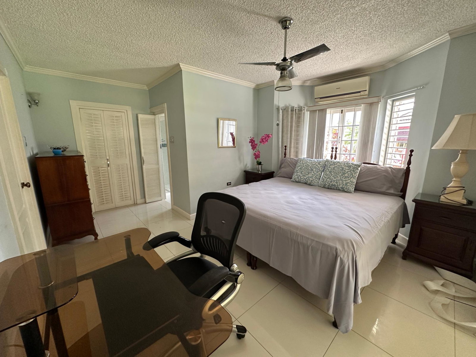 Twenty-First image of 101c-14 Kingsway Avenue in Kingston 10, St. Andrew, Jamaica - property is For Rent