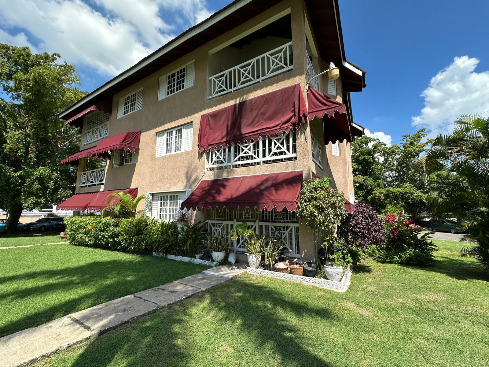 Seventh image of 101c-14 Kingsway Avenue in Kingston 10, St. Andrew, Jamaica - property is For Rent