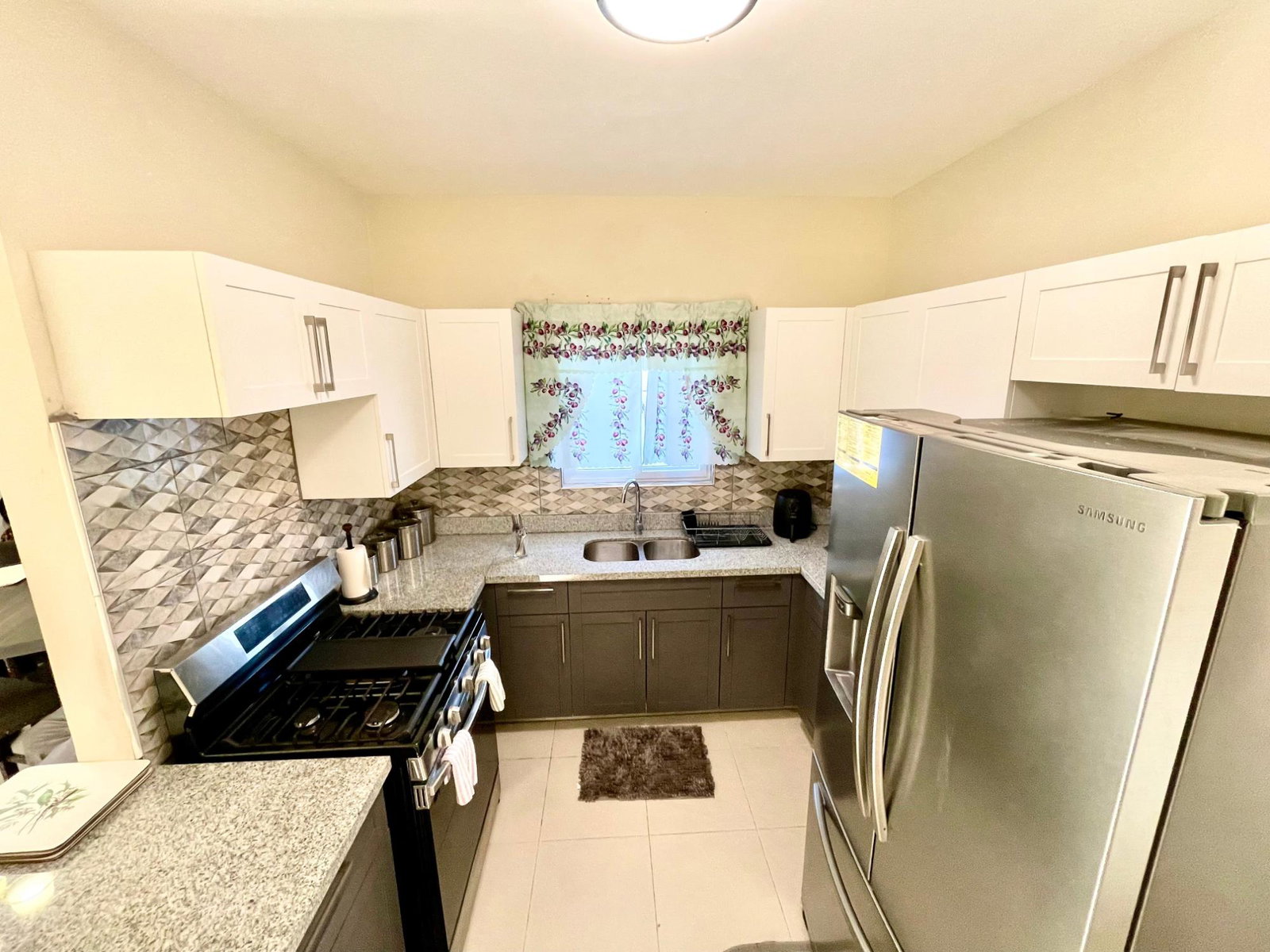 Second image of Ocean Pointe in Lucea, Hanover, Jamaica - property is For Rent