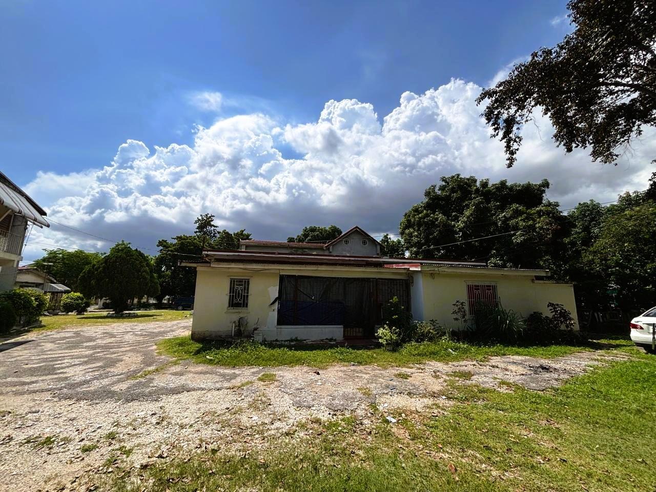 Fifteenth image of 38 Upper Waterloo Road in Kingston 8, St. Andrew, Jamaica - property is For Sale