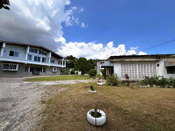 Nineteenth image of 38 Upper Waterloo Road in Kingston 8, St. Andrew, Jamaica - property is For Sale