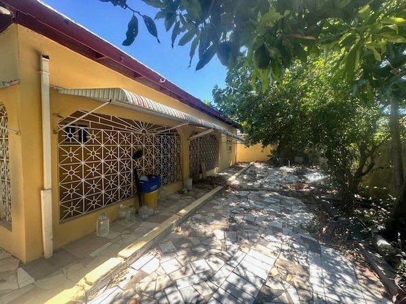 Tenth image of 50 Willowdene Drive Spanish in Spanish Town, St. Catherine, Jamaica - property is For Sale
