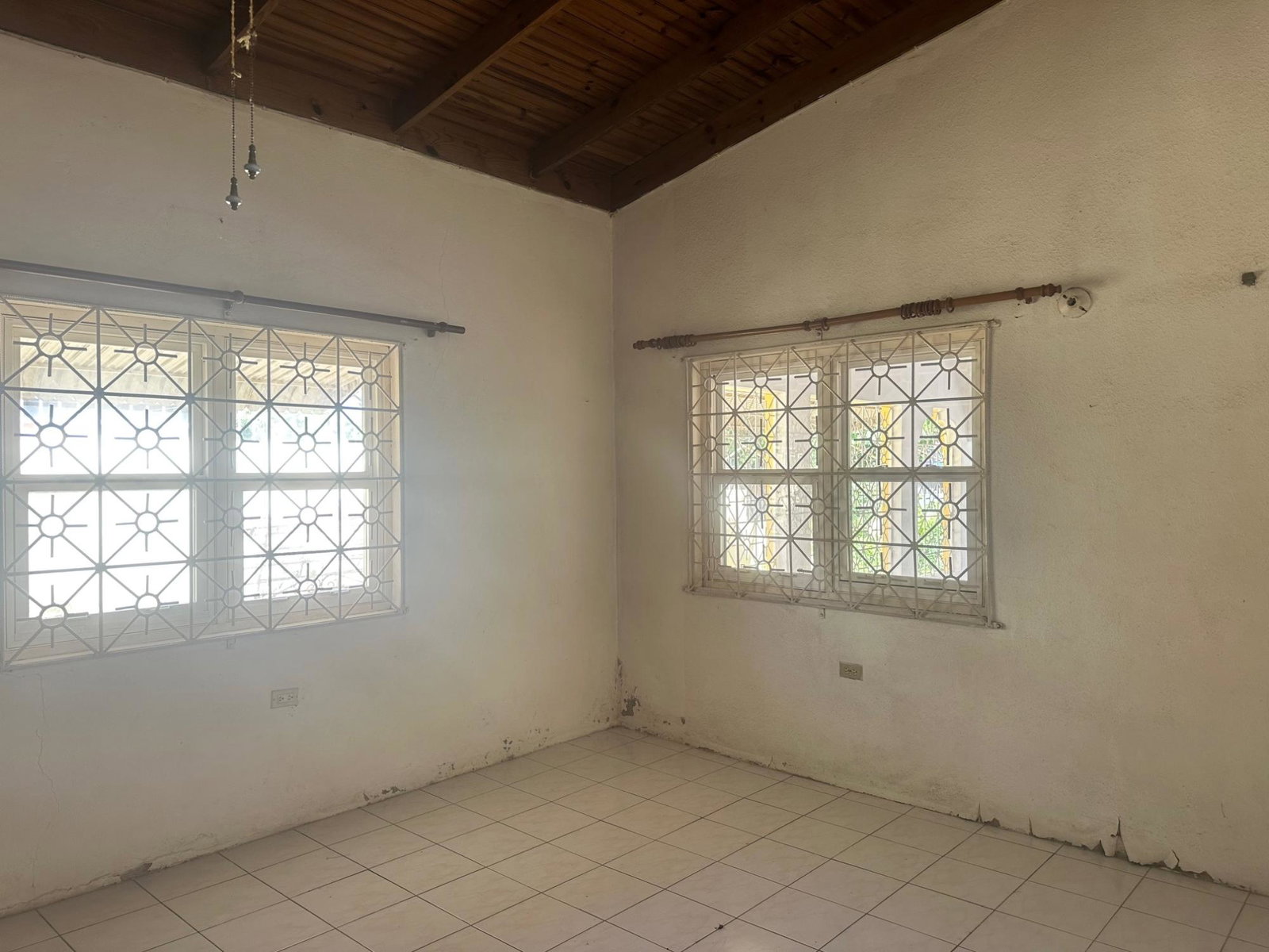 Fourth image of 50 Willowdene Drive Spanish in Spanish Town, St. Catherine, Jamaica - property is For Sale