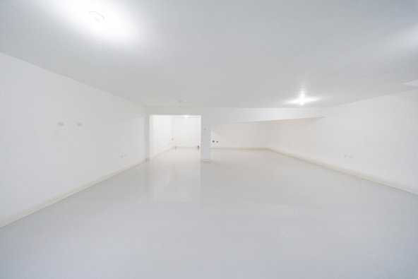 Eleventh image of Th-a2-2 Lipscombe Ave in Kingston 9, St. Andrew, Jamaica - property is For Sale