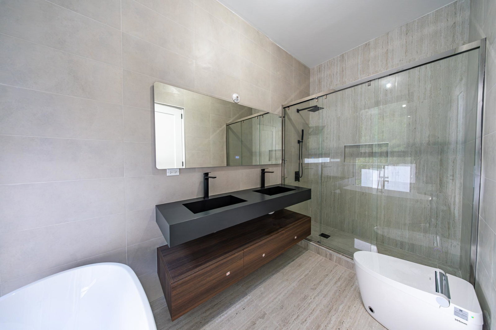 Twenty-Sixth image of Th-a2-2 Lipscombe Ave in Kingston 9, St. Andrew, Jamaica - property is For Sale
