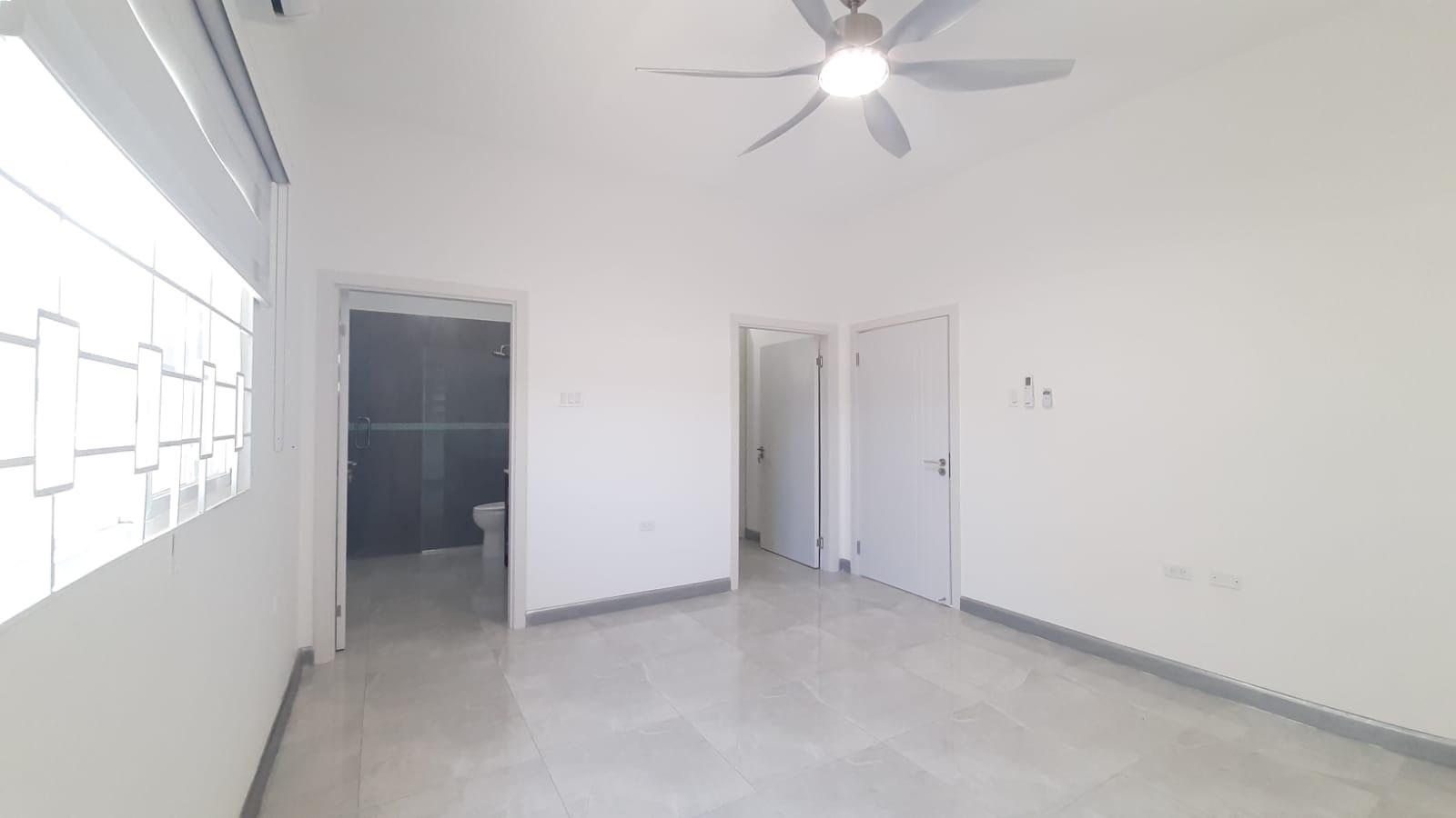 Fifteenth image of 41 Oakridge Circle Block d in Greater Portmore, St. Catherine, Jamaica - property is For Rent