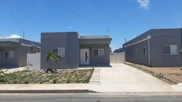 Second image of 41 Oakridge Circle Block d in Greater Portmore, St. Catherine, Jamaica - property is For Rent