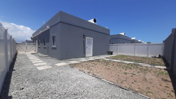 Twenty-First image of 41 Oakridge Circle Block d in Greater Portmore, St. Catherine, Jamaica - property is For Rent