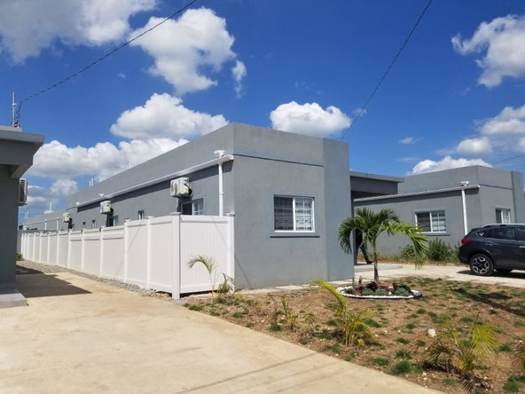 Twenty-Sixth image of 41 Oakridge Circle Block d in Greater Portmore, St. Catherine, Jamaica - property is For Rent