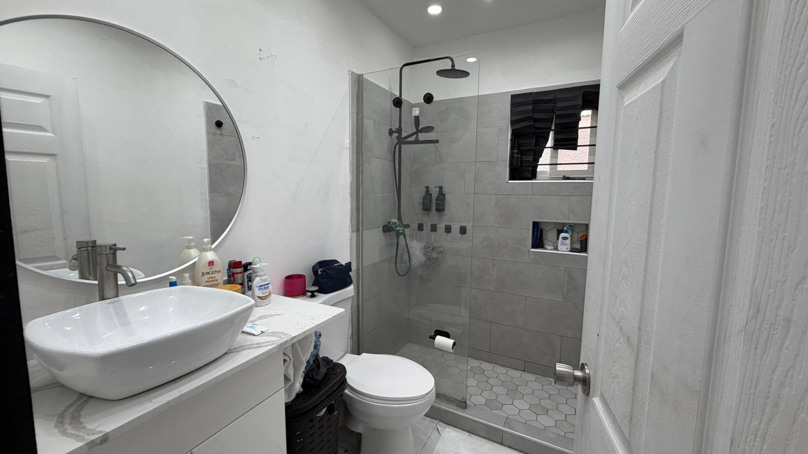 Seventeenth image of 2 5 Beatrice Cres, Patr in Kingston 20, St. Andrew, Jamaica - property is For Sale