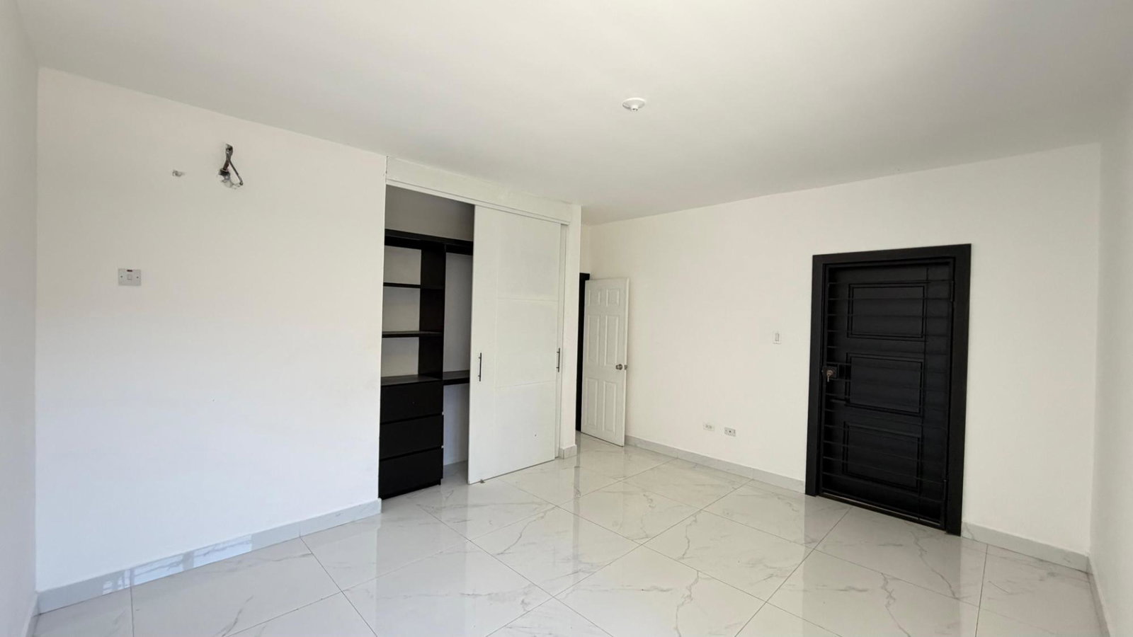Seventh image of 2 5 Beatrice Cres, Patr in Kingston 20, St. Andrew, Jamaica - property is For Sale