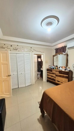 Fifteenth image of 105 Sundown Crescent in Kingston 10, St. Andrew, Jamaica - property is For Sale