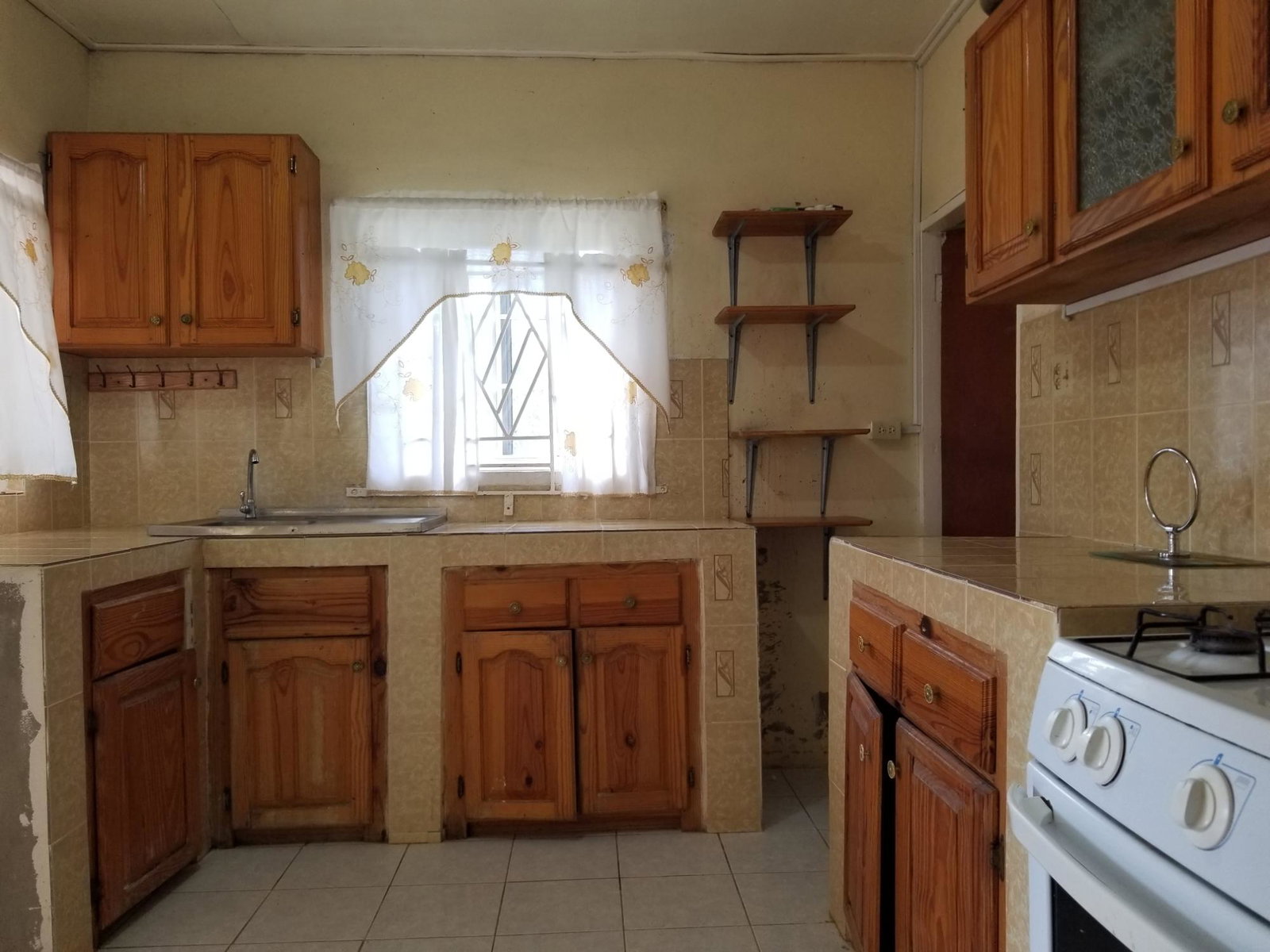 Fourth image of Mahoe Drive, Hartlands in Spanish Town, St. Catherine, Jamaica - property is For Sale