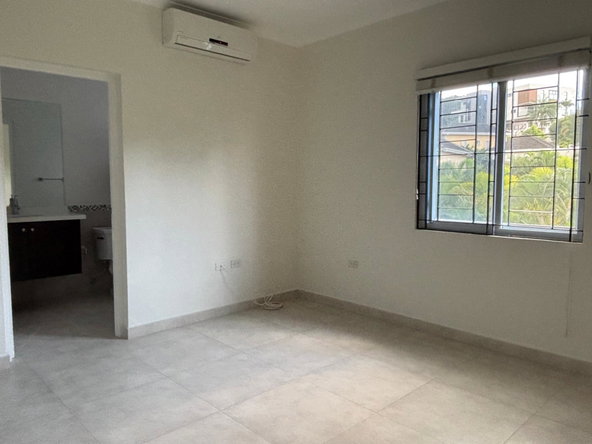 Tenth image of 15-2 Cherry Hill Drive in Kingston 8, St. Andrew, Jamaica - property is For Rent