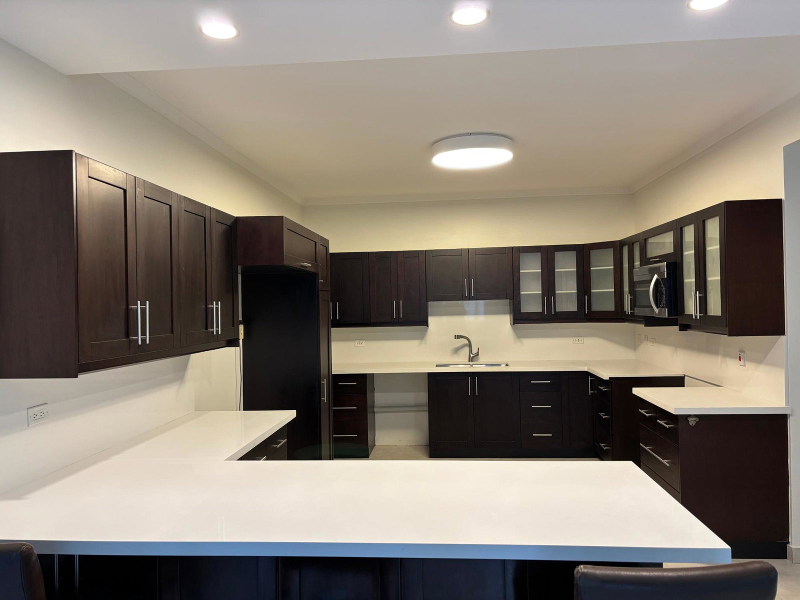 Sixteenth image of 15-2 Cherry Hill Drive in Kingston 8, St. Andrew, Jamaica - property is For Rent