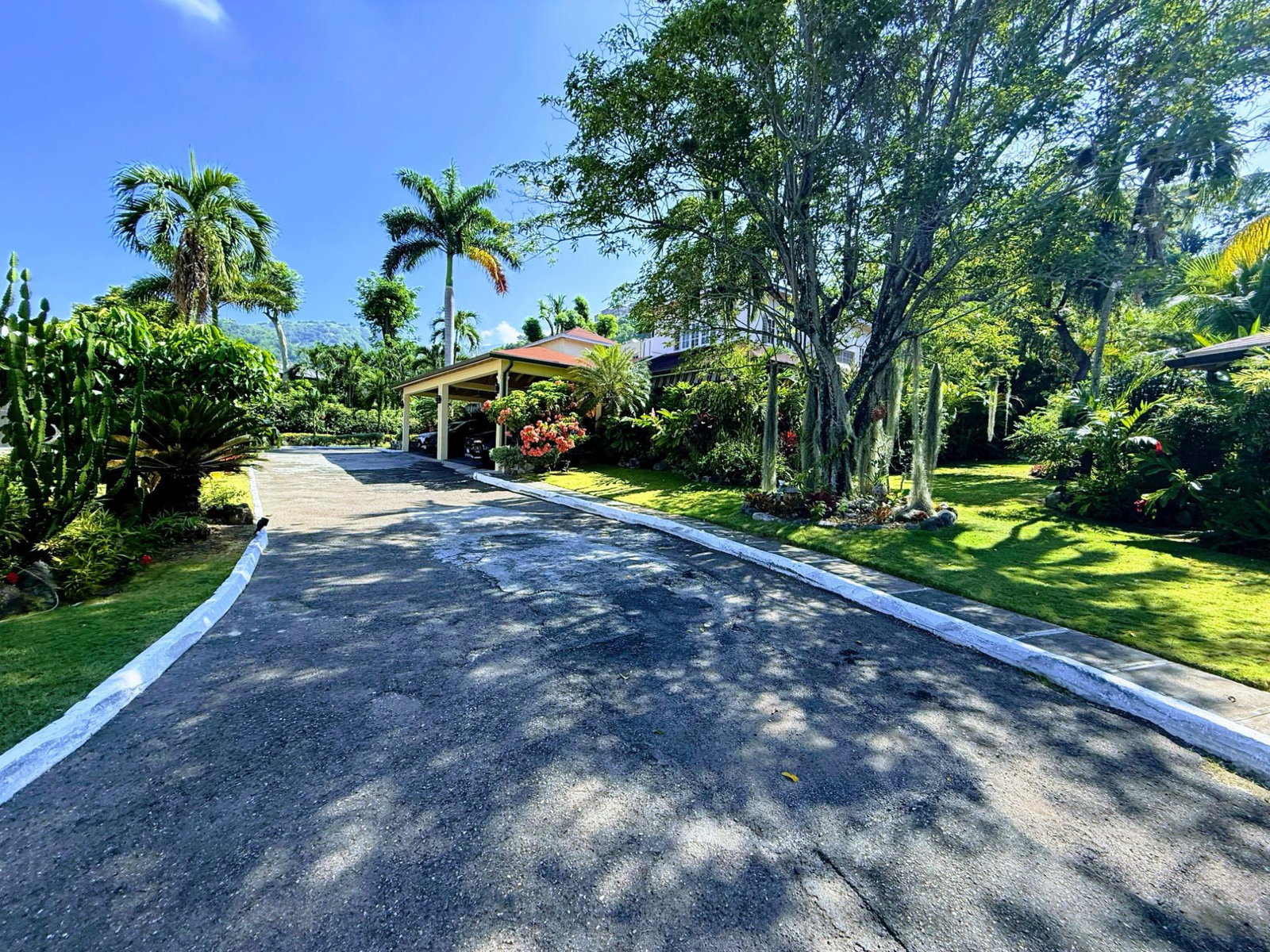 Third image of 2-1a Upper Melwood Avenue, Kin in Kingston 8, St. Andrew, Jamaica - property is For Sale