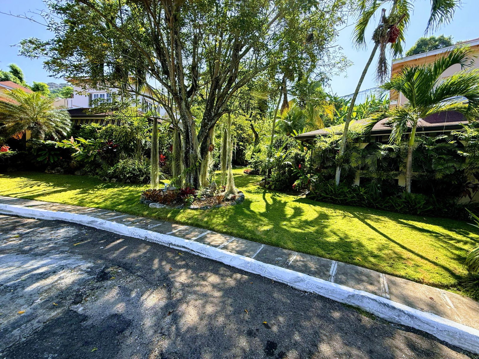 Fourth image of 2-1a Upper Melwood Avenue, Kin in Kingston 8, St. Andrew, Jamaica - property is For Sale