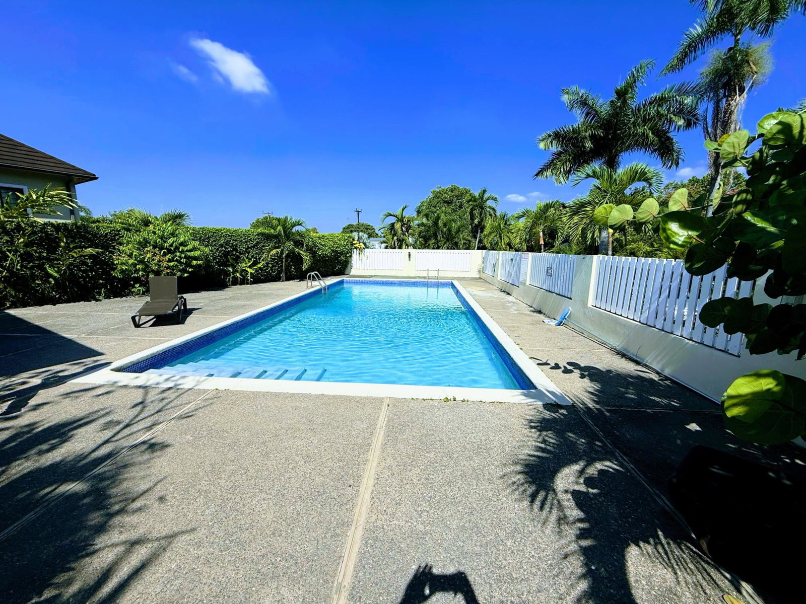Eighth image of 2-1a Upper Melwood Avenue, Kin in Kingston 8, St. Andrew, Jamaica - property is For Sale