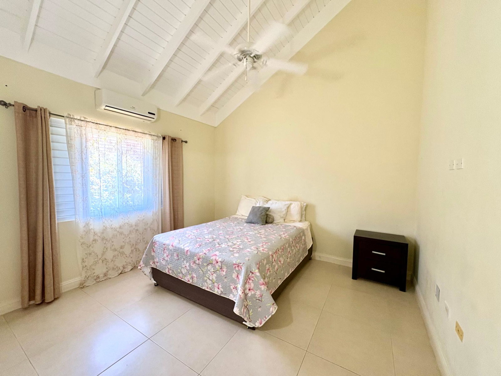 Eleventh image of 530- Papaya Avenue, Richmond in Richmond, St. Ann, Jamaica - property is For Rent