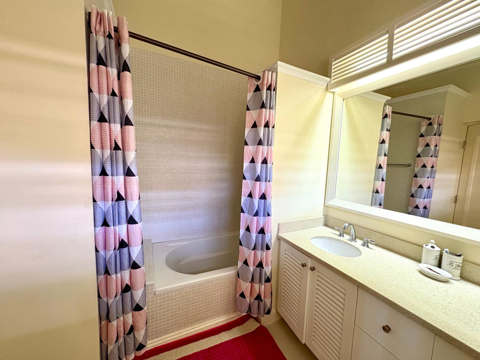 Fourteenth image of 530- Papaya Avenue, Richmond in Richmond, St. Ann, Jamaica - property is For Rent