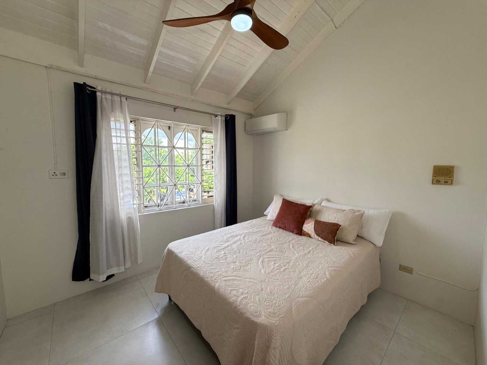 Twenty-Fifth image of 8-68 Hope Road in Kingston 6, St. Andrew, Jamaica - property is For Sale
