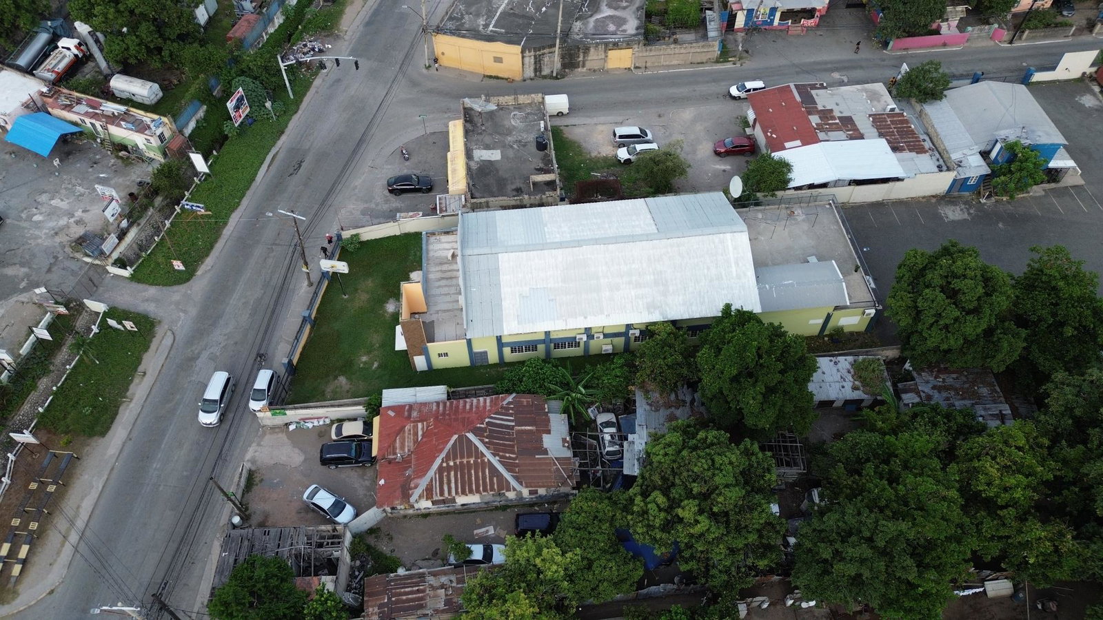 Second image of 25 Molynes Road, Kingston 10 in Kingston 10, St. Andrew, Jamaica - property is For Sale