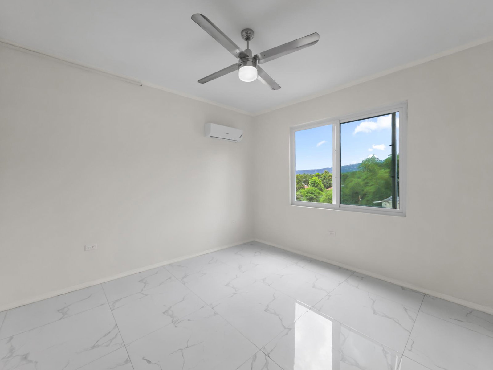 Eleventh image of 15-56 Paddington Terrace in Kingston 6, St. Andrew, Jamaica - property is For Rent