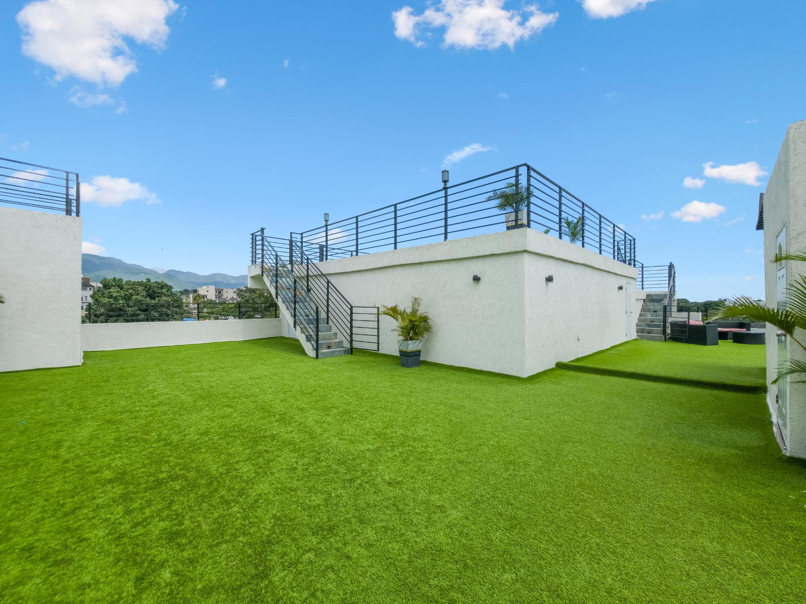 Thirteenth image of 15-56 Paddington Terrace in Kingston 6, St. Andrew, Jamaica - property is For Rent