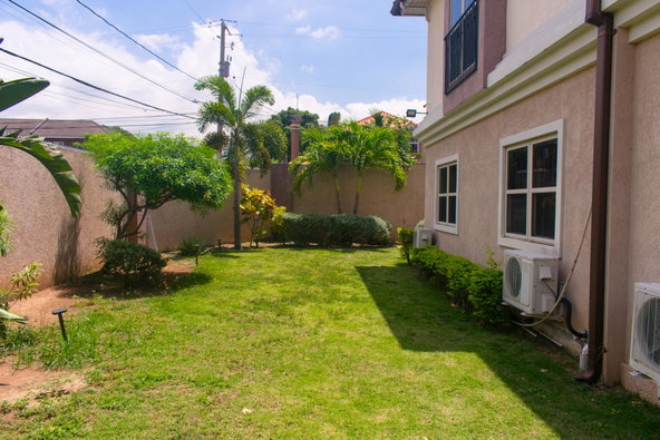 Eighteenth image of 10-18 Edingburgh Avenue in Kingston 10, St. Andrew, Jamaica - property is For Rent