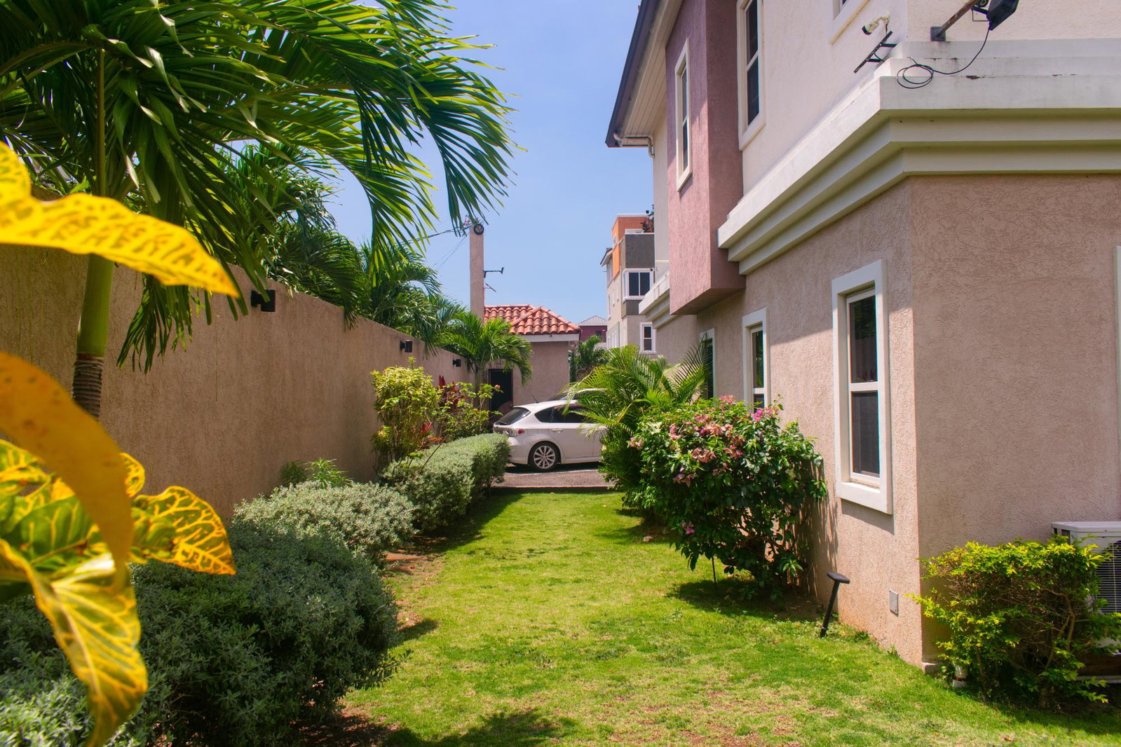 Twenty-First image of 10-18 Edingburgh Avenue in Kingston 10, St. Andrew, Jamaica - property is For Rent