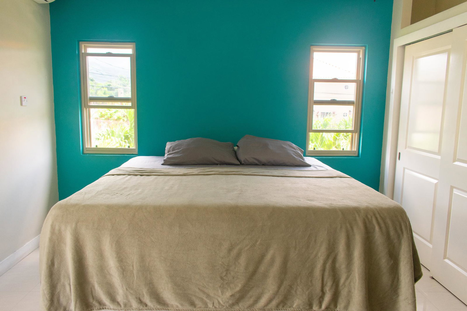 Seventh image of 10-18 Edingburgh Avenue in Kingston 10, St. Andrew, Jamaica - property is For Rent