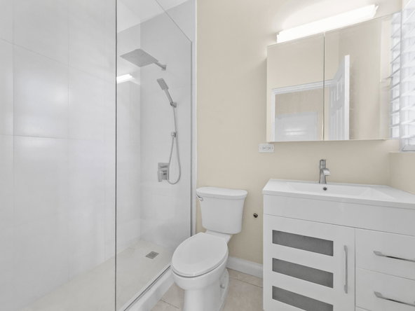 Thirteenth image of 16-1 Spathodia Avenue in Kingston 6, St. Andrew, Jamaica - property is For Rent