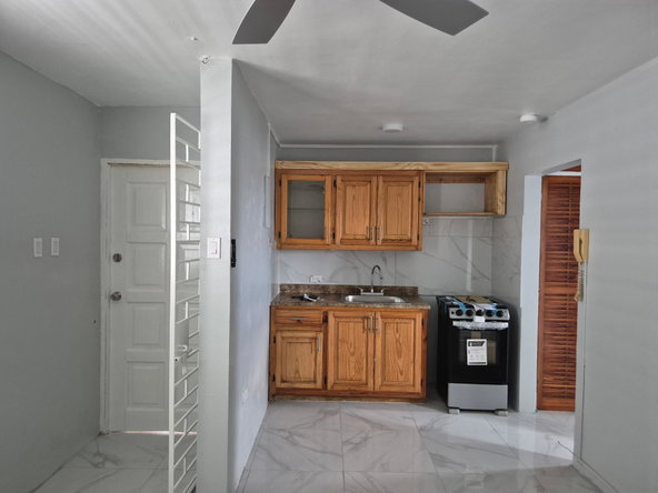 Twelfth image of 606- 114-116 Constant Spring r in Kingston 8, St. Andrew, Jamaica - property is For Rent