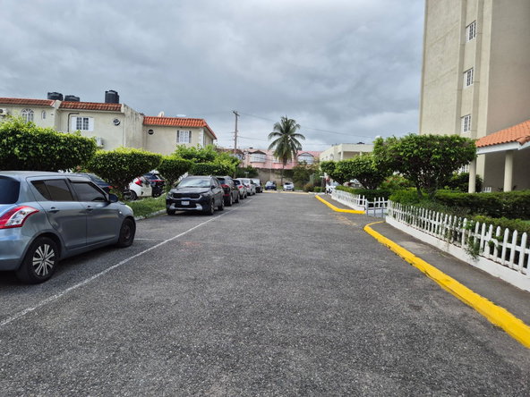 Fifteenth image of 606- 114-116 Constant Spring r in Kingston 8, St. Andrew, Jamaica - property is For Rent