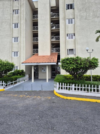 Second image of 606- 114-116 Constant Spring r in Kingston 8, St. Andrew, Jamaica - property is For Rent