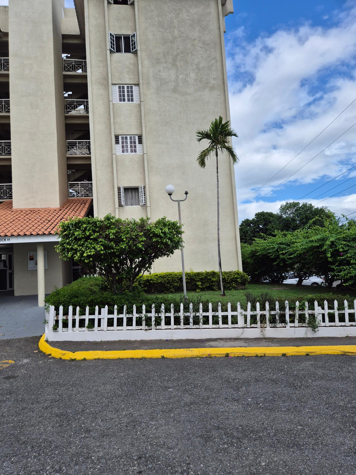 Third image of 606- 114-116 Constant Spring r in Kingston 8, St. Andrew, Jamaica - property is For Rent